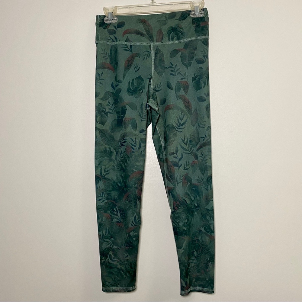 Evolution and Creation Green Leaf Print Leggings M